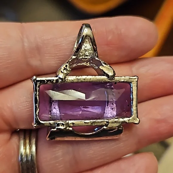 Rectangular Purple Pendant 💜 - Picture 2 of 4